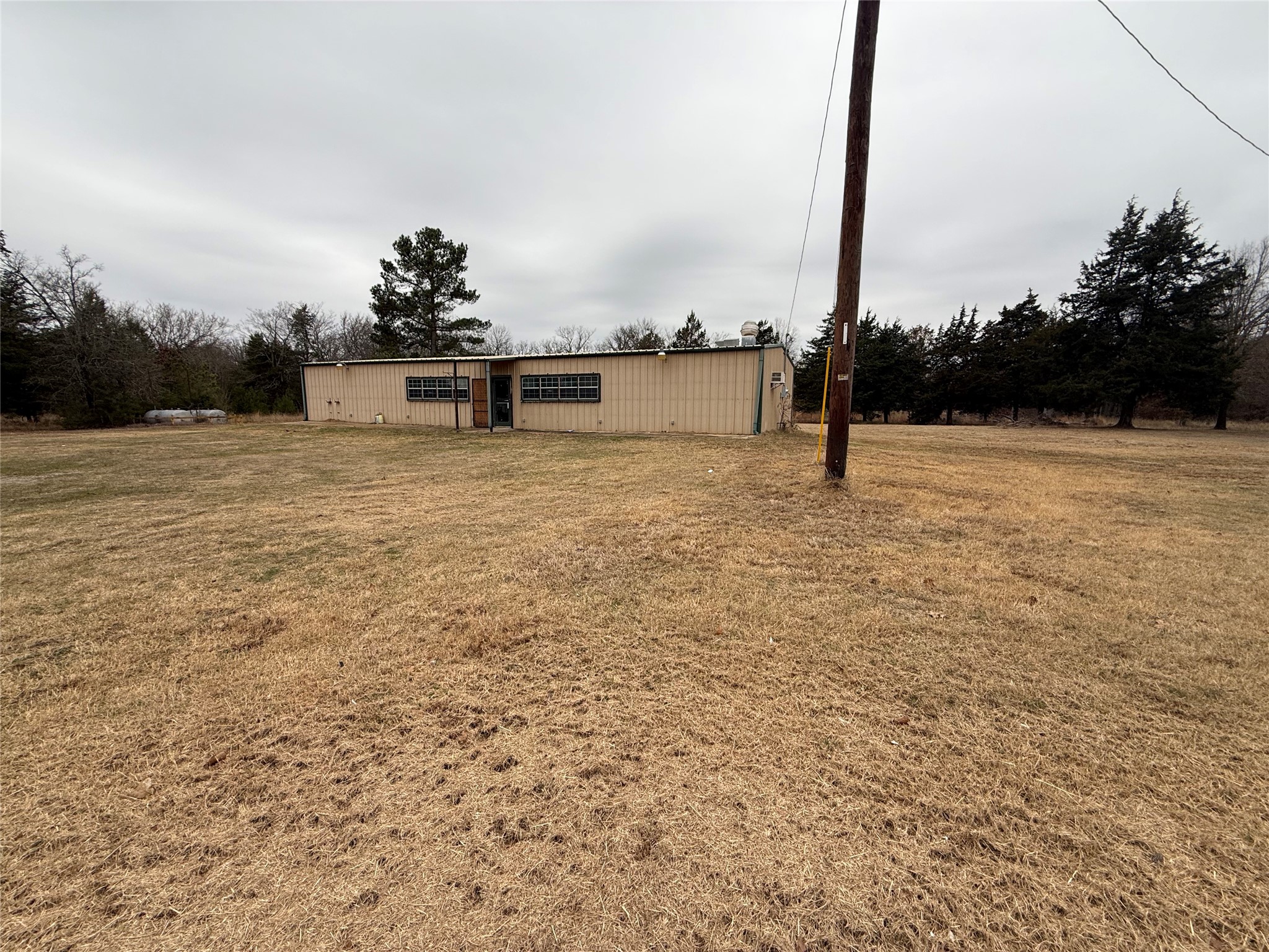 6597 Farm Road 1500 Sumner TX 75486