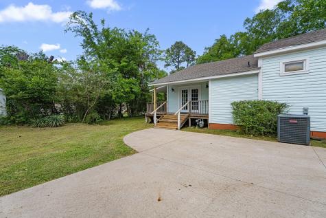 1009 N Pacific Street Mineola TX 75773