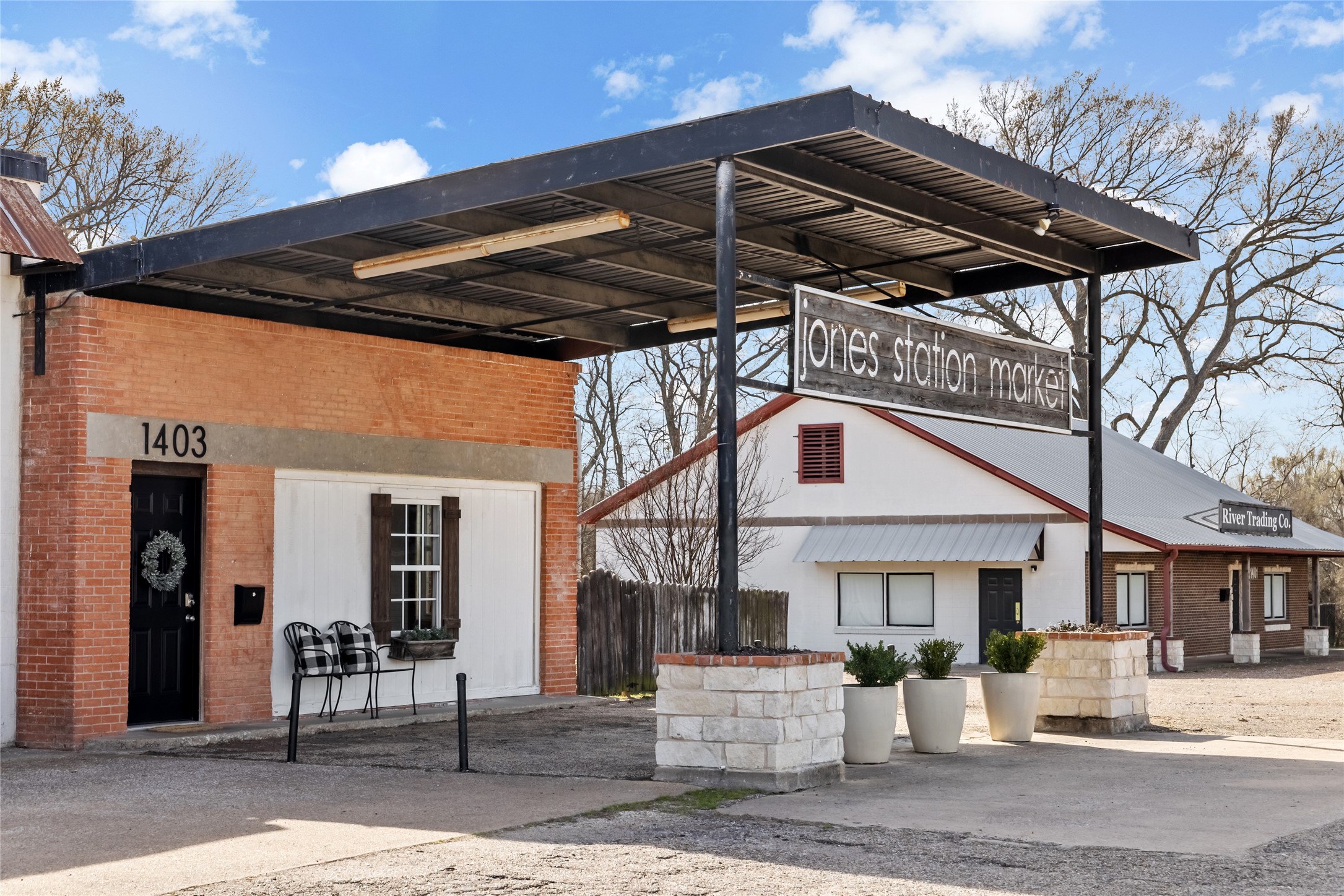 1403 Interstate Highway 30 Greenville TX 75402