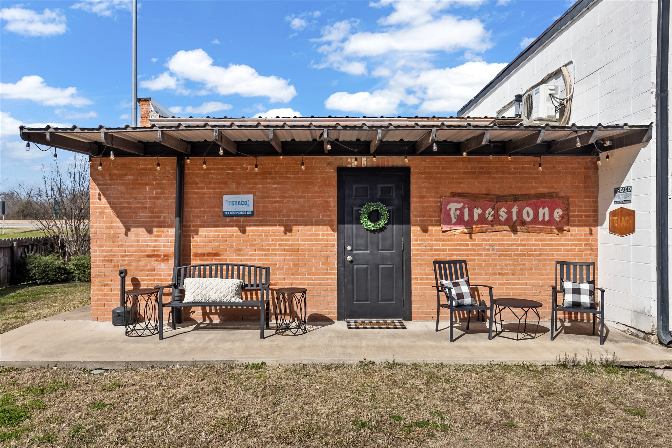 1403 Interstate Highway 30 Greenville TX 75402