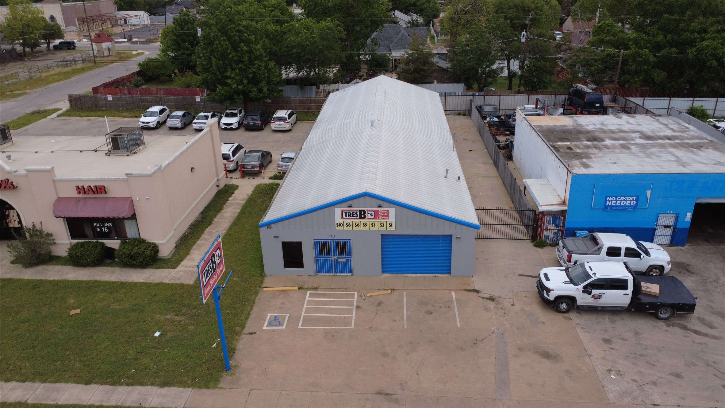 2718 Azle Avenue Fort Worth TX 76106