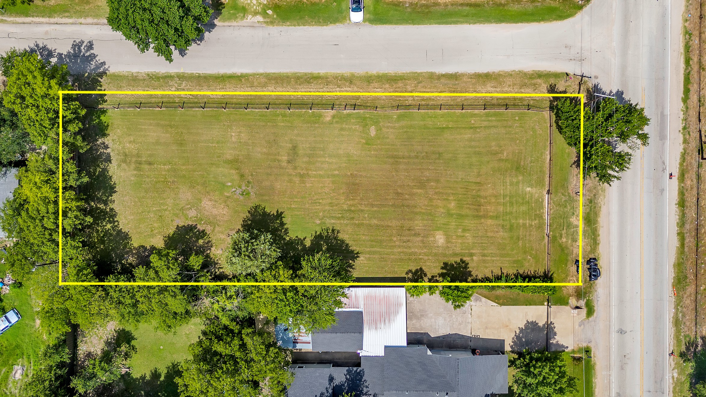 2324 W Bruton Road Balch Springs TX 75180