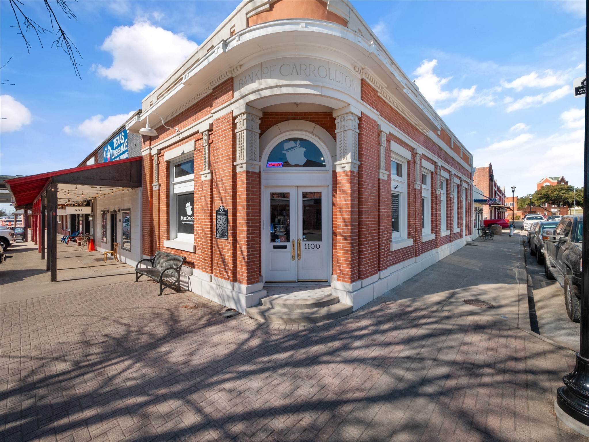 1100 W Main Street Carrollton TX 75006