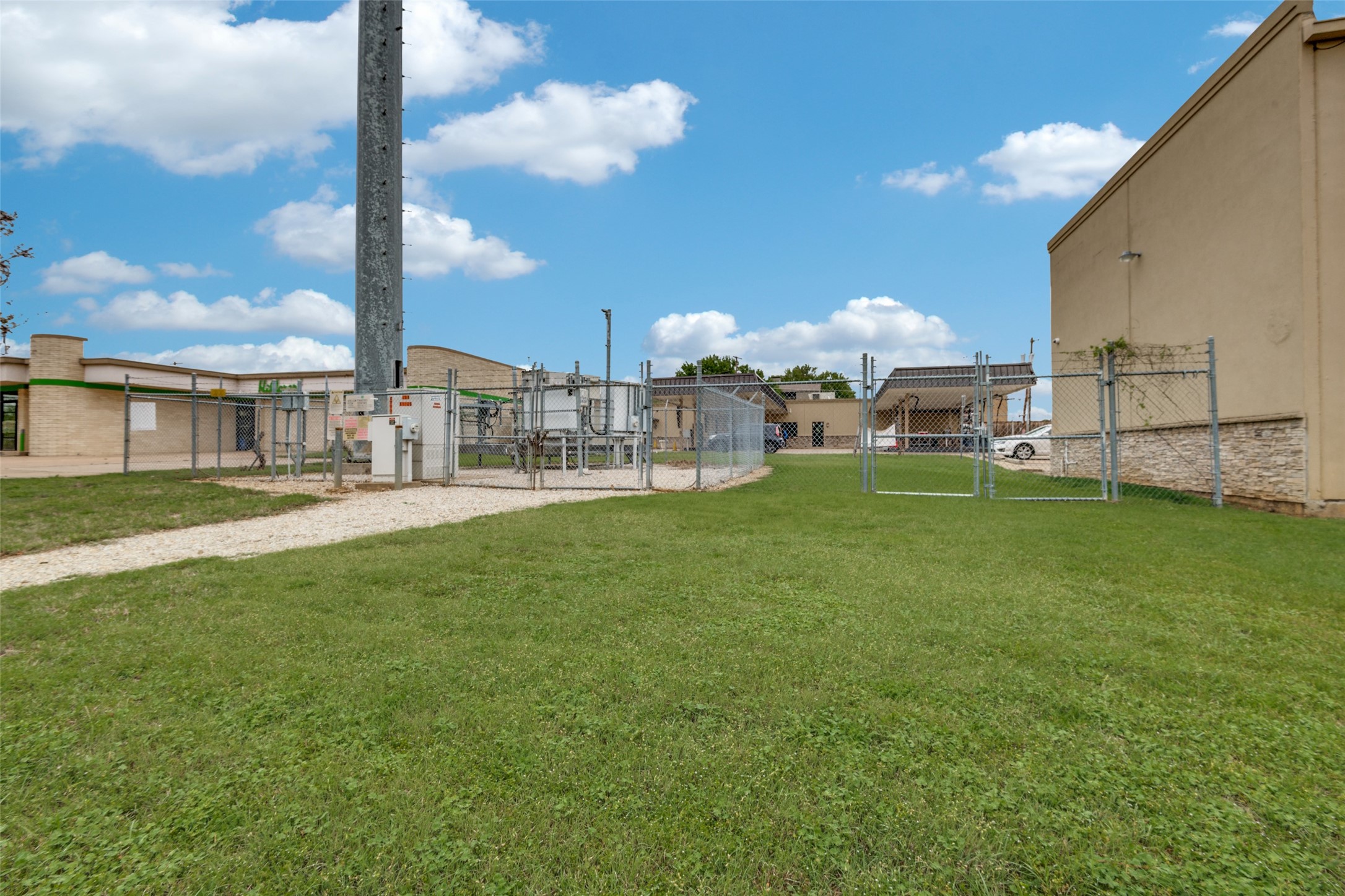 1509 Gina Drive Arlington TX 76013