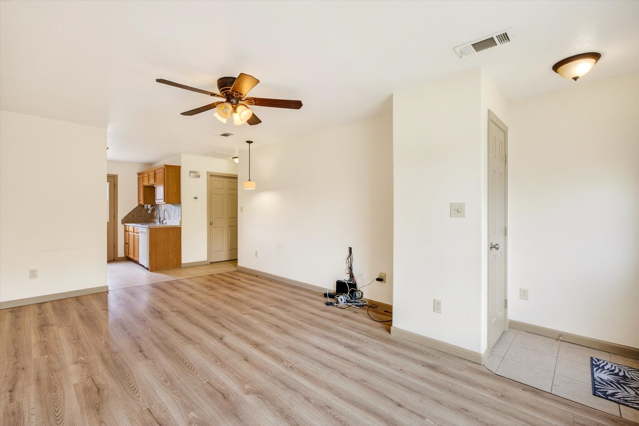 721 Comanche Cove Drive Granbury TX 76048