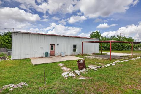 721 Comanche Cove Drive Granbury TX 76048