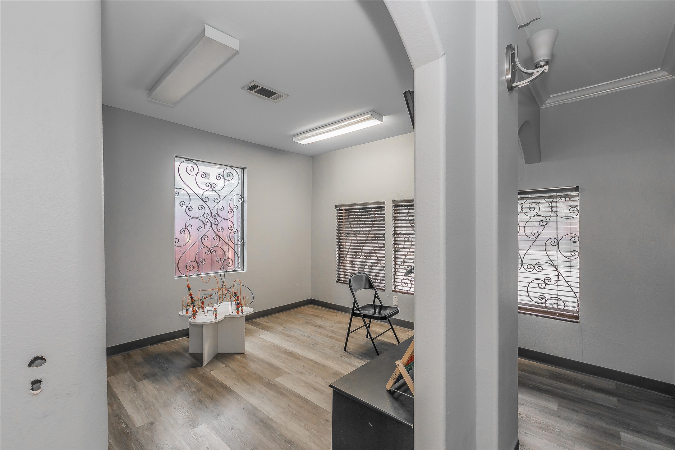 2823 Kendale Drive Dallas TX 75220