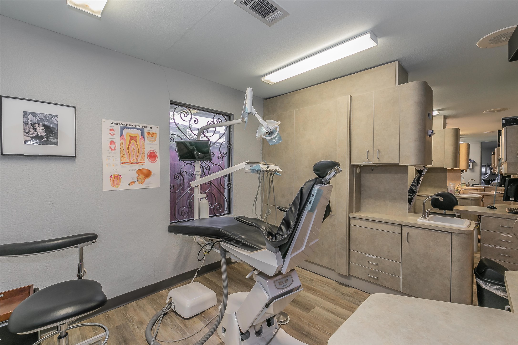 2823 Kendale Drive Dallas TX 75220