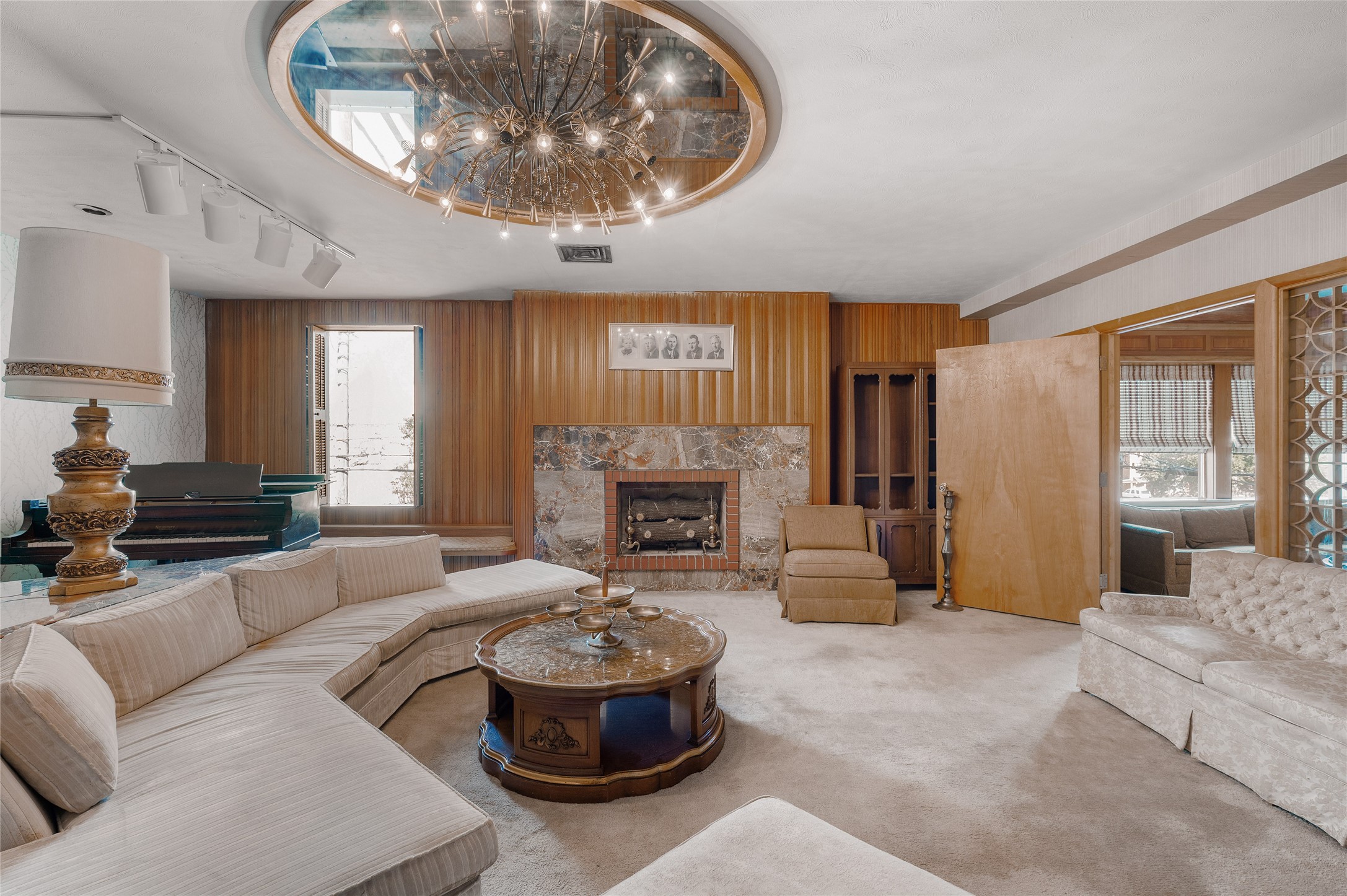 531 W Main Street Denison TX 75020