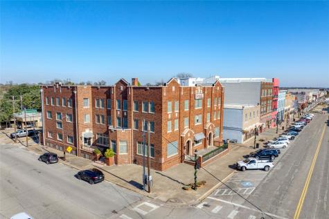 531 W Main Street Denison TX 75020