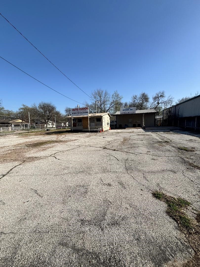 5302 Bernal Drive Dallas TX 75212