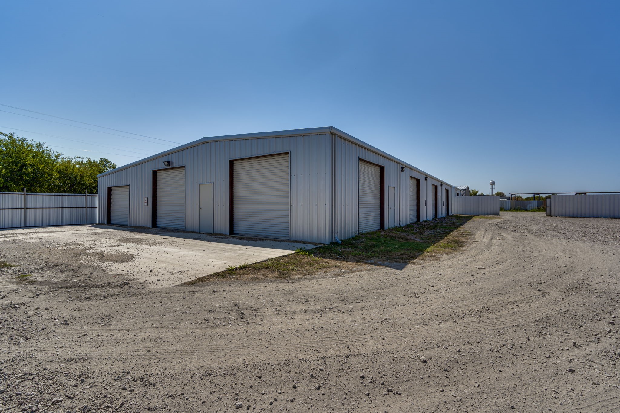 3030 S Highway 77 Waxahachie TX 75165