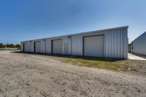 3030 S Highway 77 Waxahachie TX 75165