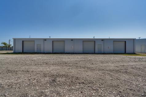 3030 S Highway 77 Waxahachie TX 75165