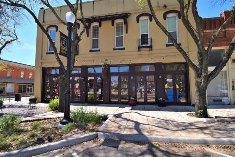 101 N Jackson Street Kaufman TX 75142