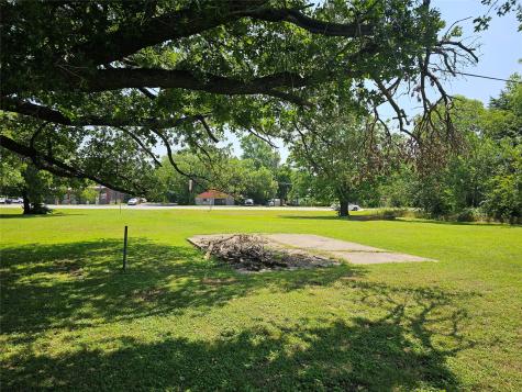 1901 N Kaufman Street Ennis TX 75119