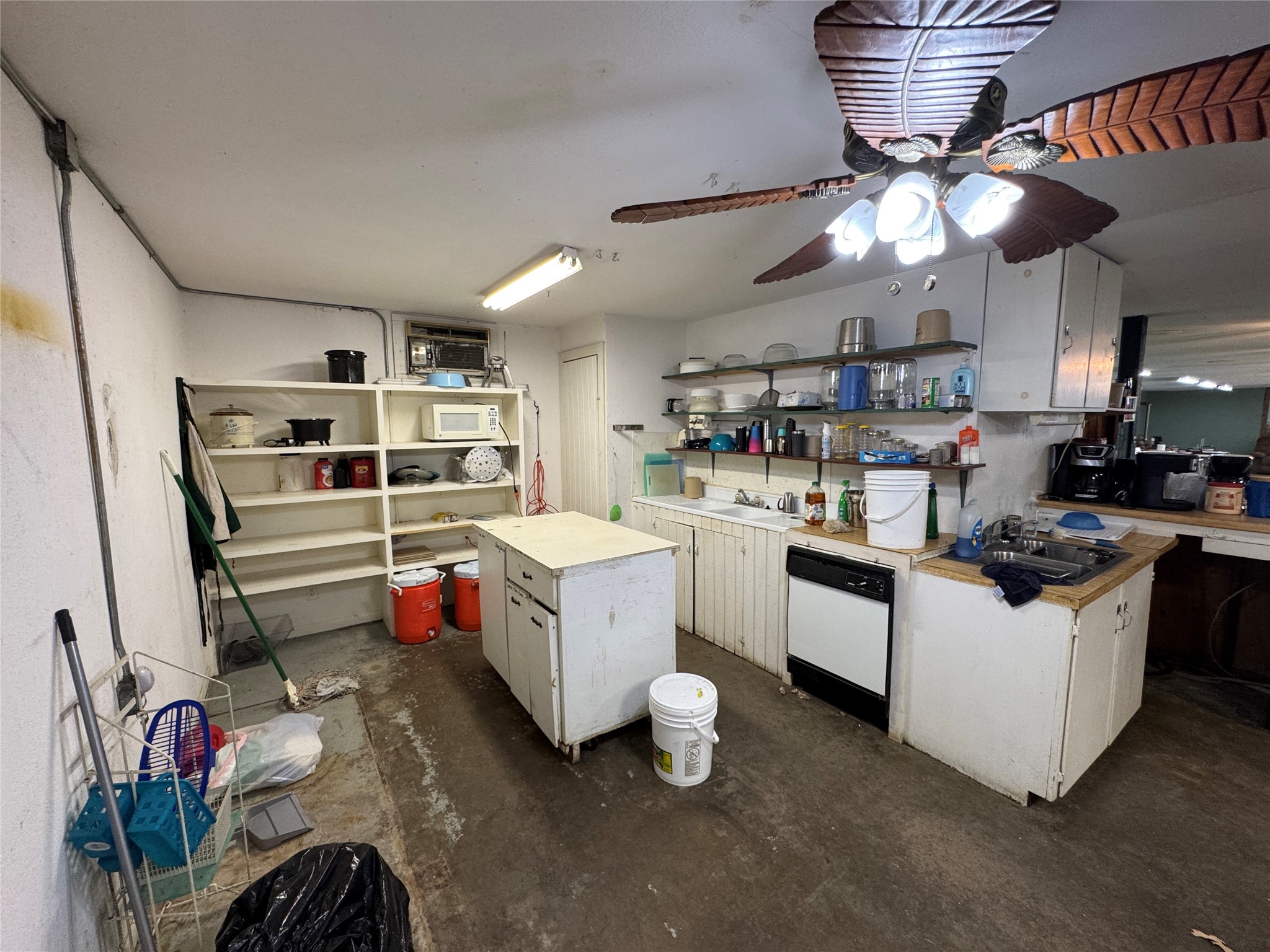102 N Highway Six Carbon TX 76435