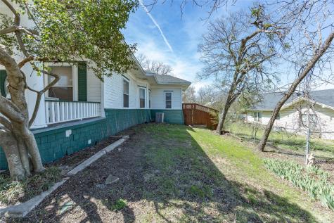 107 N Alamo Street Weatherford TX 76086
