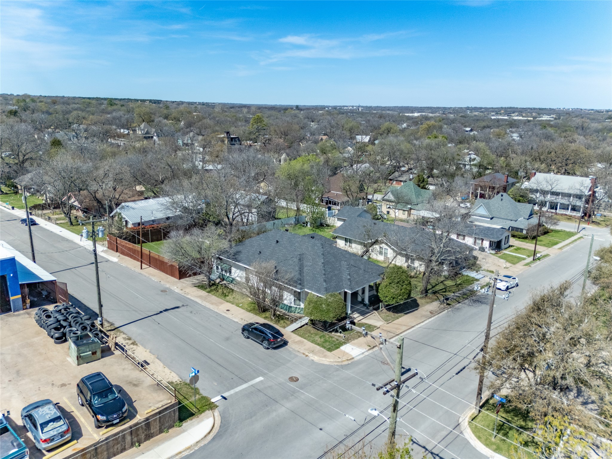 107 N Alamo Street Weatherford TX 76086