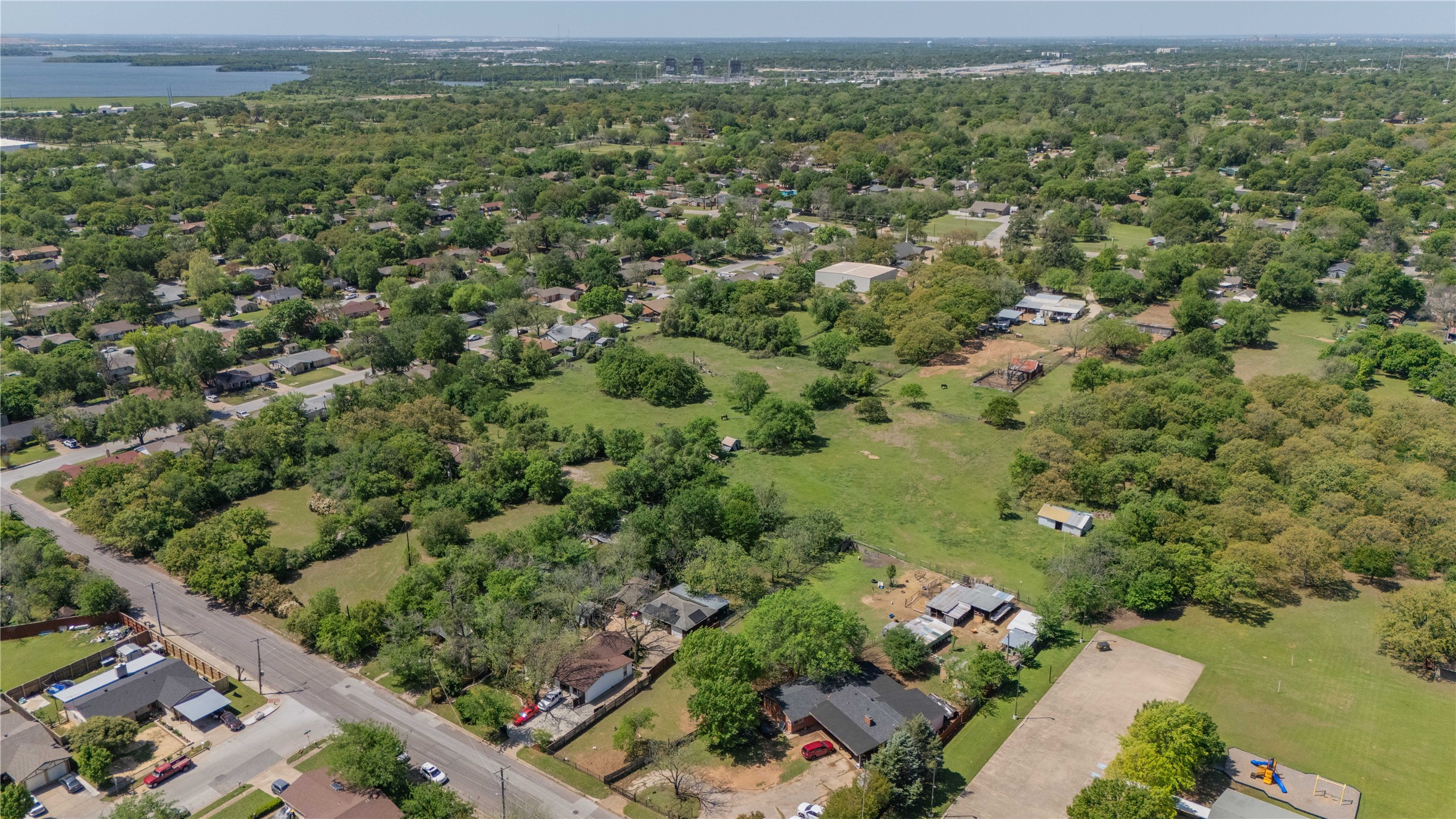 2700 Hitson Lane Fort Worth TX 76112