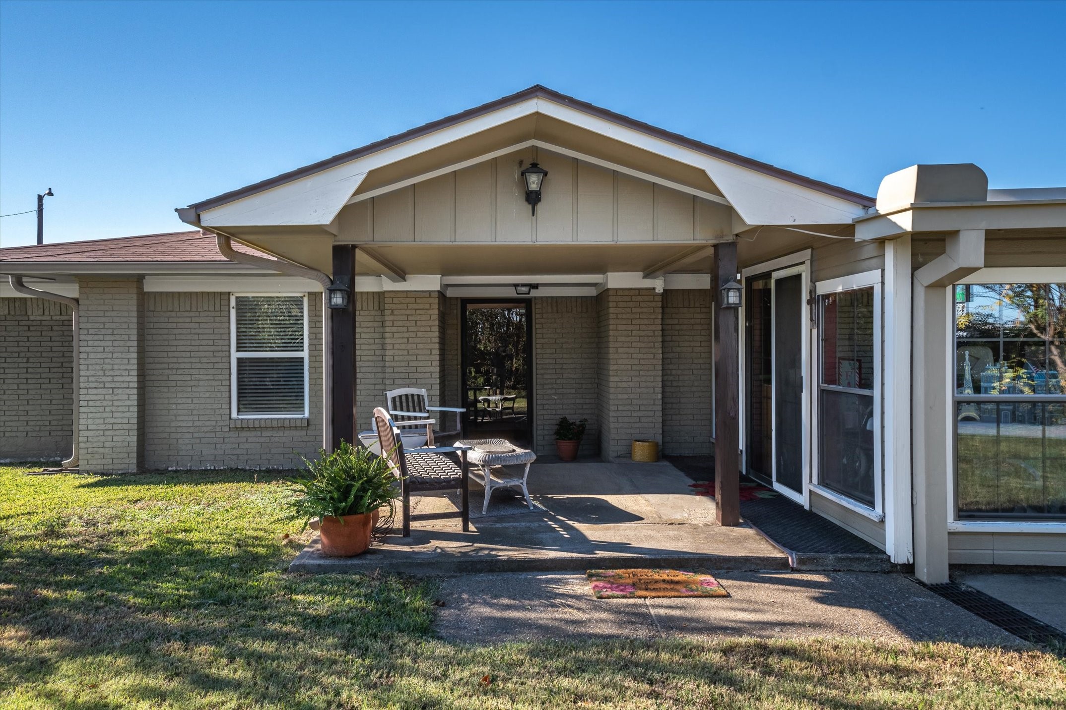 28323 Interstate 20 Wills Point TX 75169