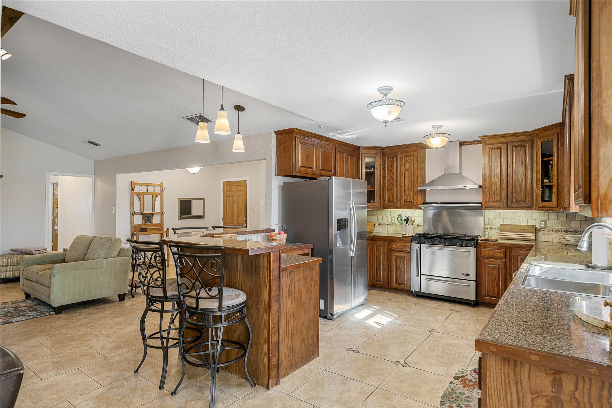 28323 Interstate 20 Wills Point TX 75169