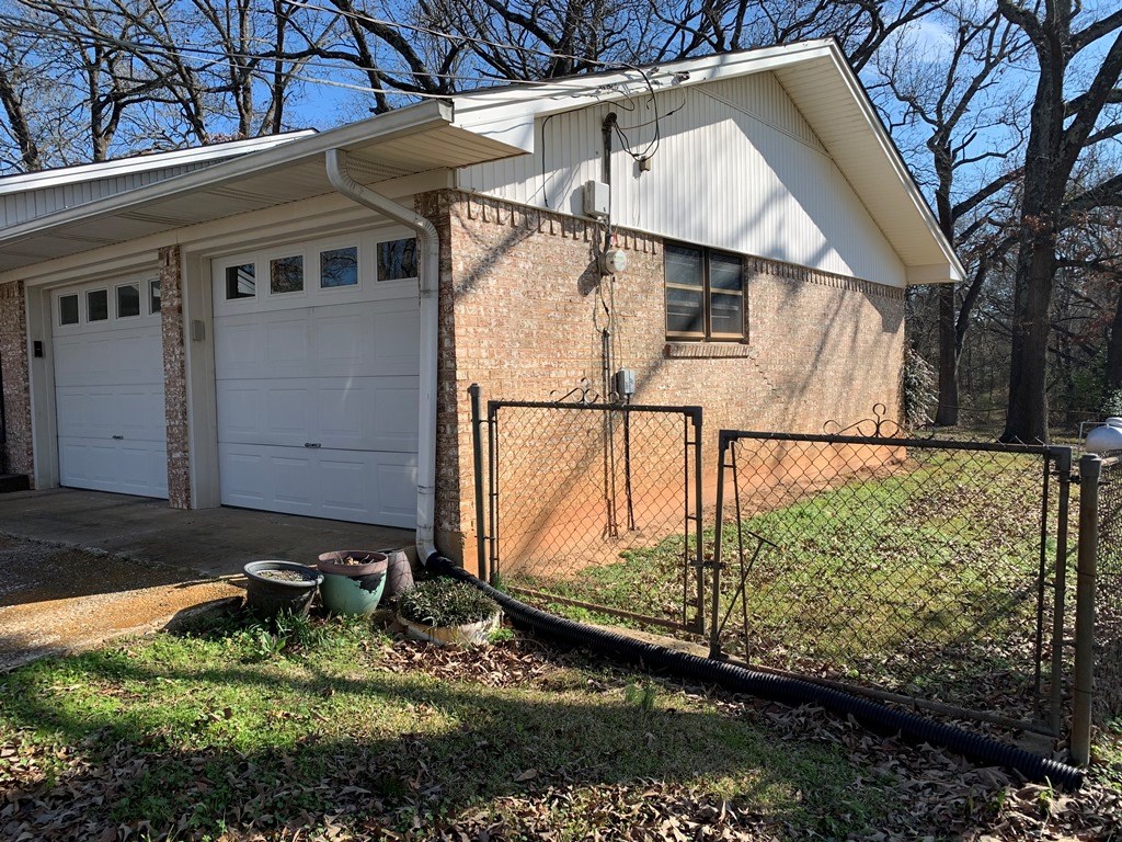 13609 I-20 Lindale TX 75771