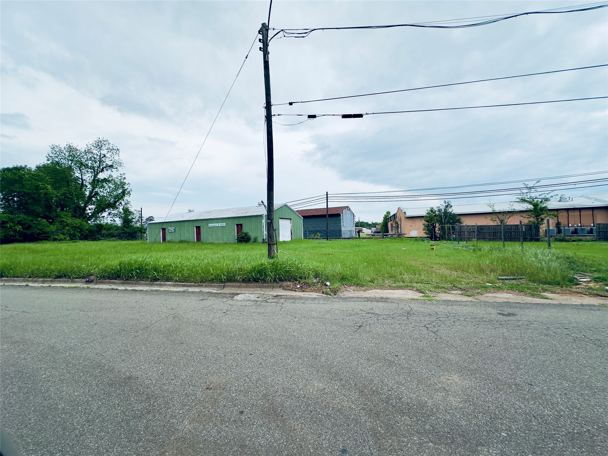 300 W Hinnant Street Sulphur Springs TX 75482