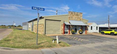206 Kings Plaza Granbury TX 76049