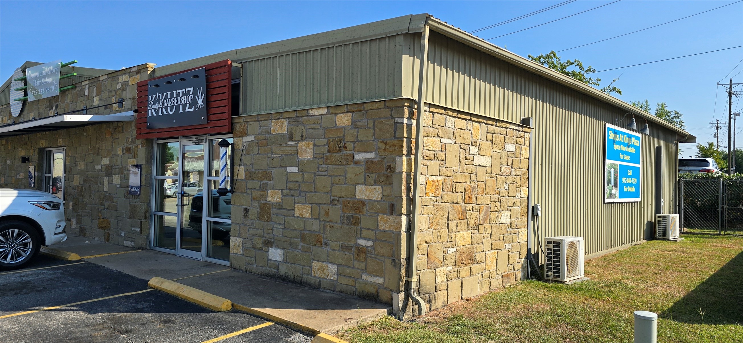 206 Kings Plaza Granbury TX 76049