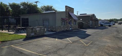 206 Kings Plaza Granbury TX 76049