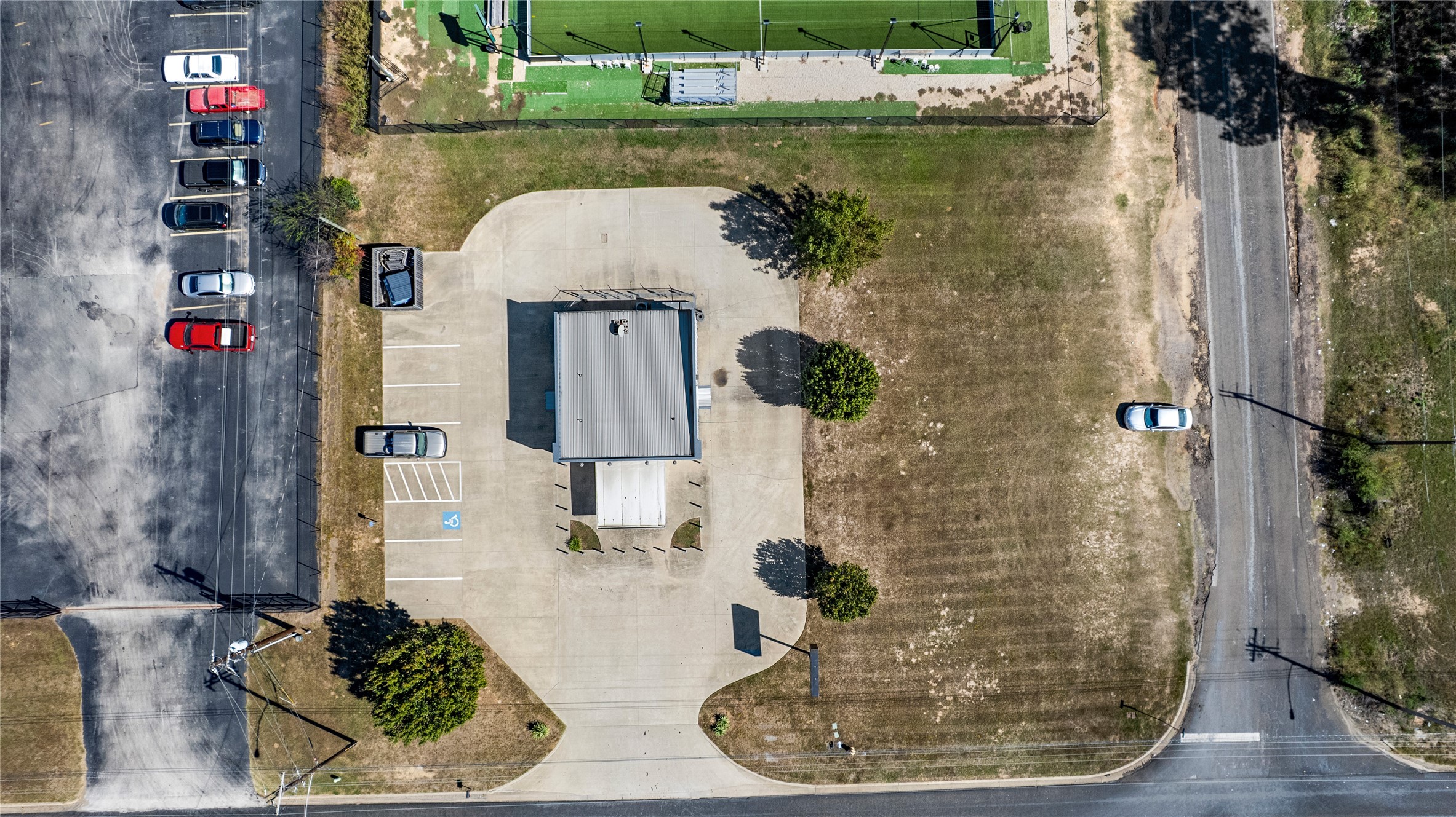 3020 S Eastman Lakeport TX 75602
