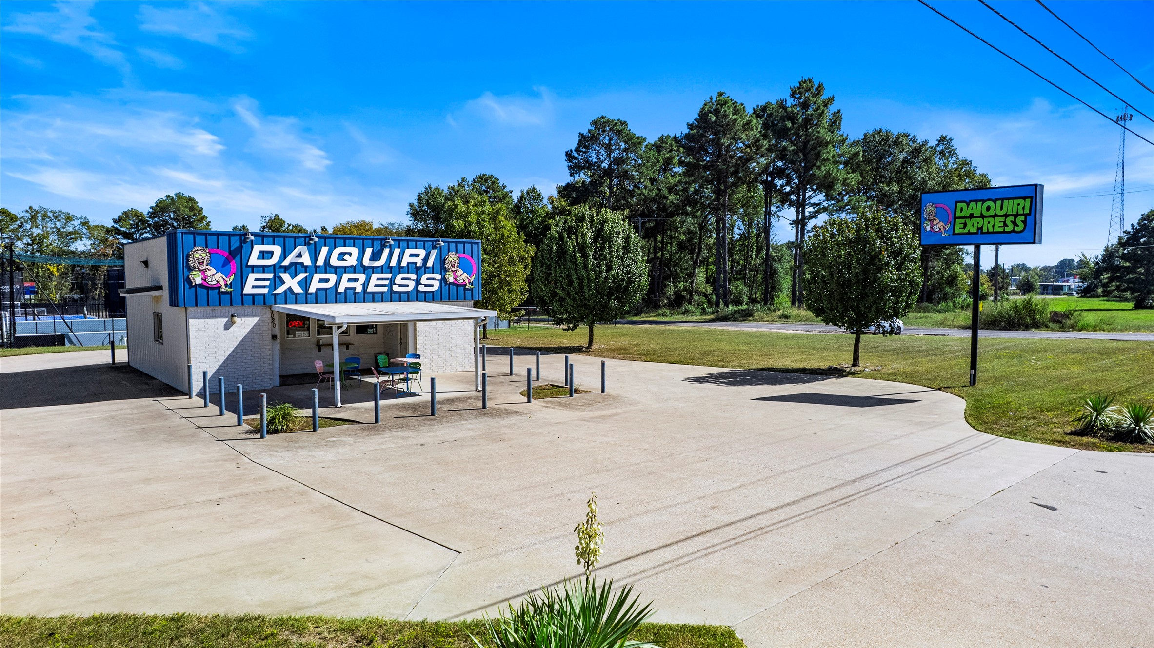 3020 S Eastman Lakeport TX 75602