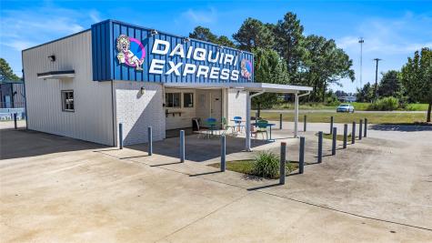3020 S Eastman Lakeport TX 75602