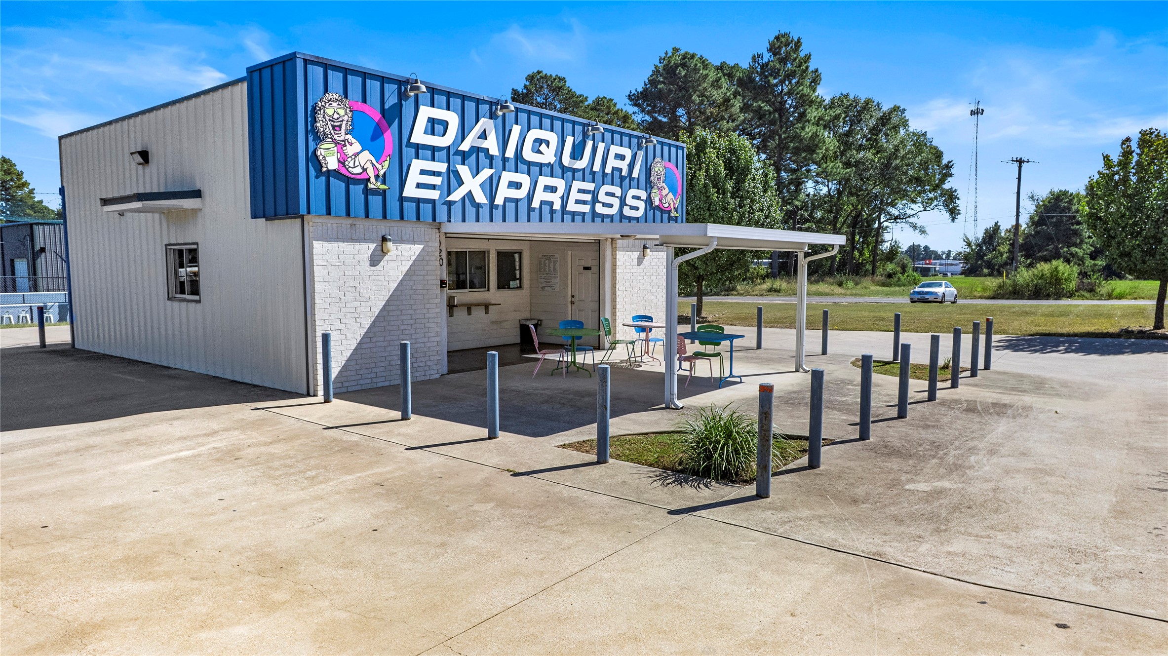 3020 S Eastman Lakeport TX 75602