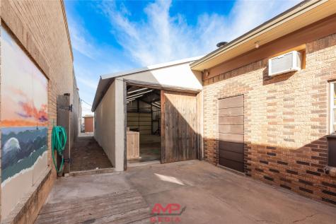 944 Commercial Avenue Anson TX 79501