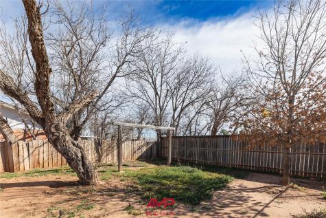 944 Commercial Avenue Anson TX 79501