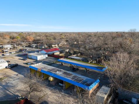 805 Poindexter Avenue Cleburne TX 76033