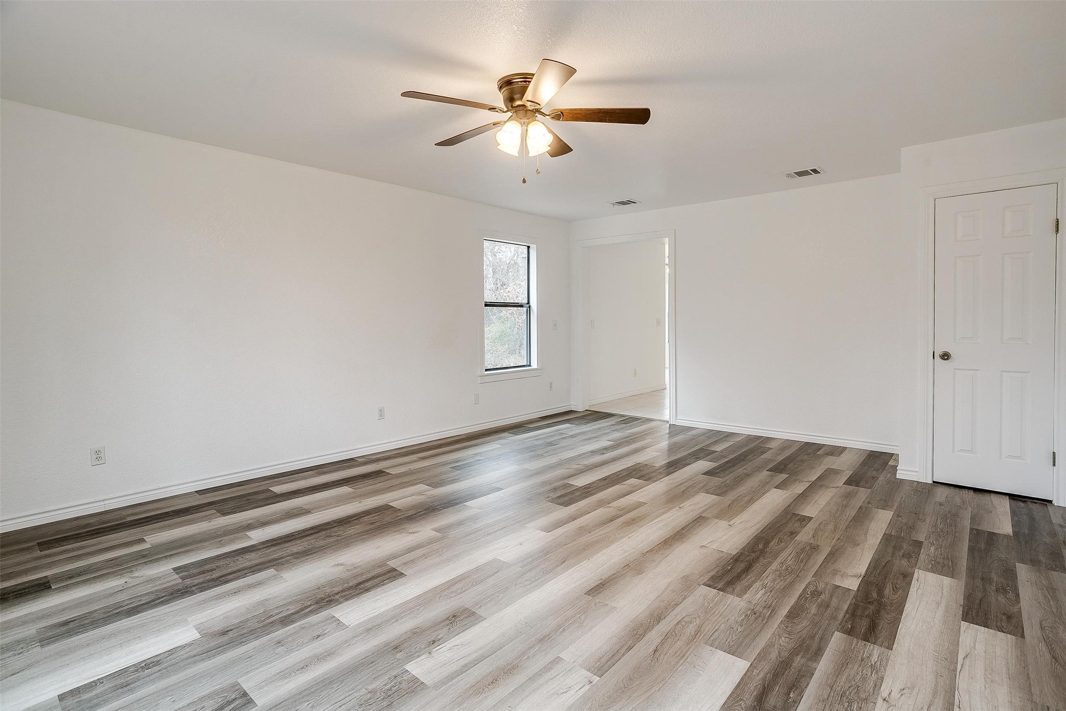 4011 E Highway 67 Keene TX 76031