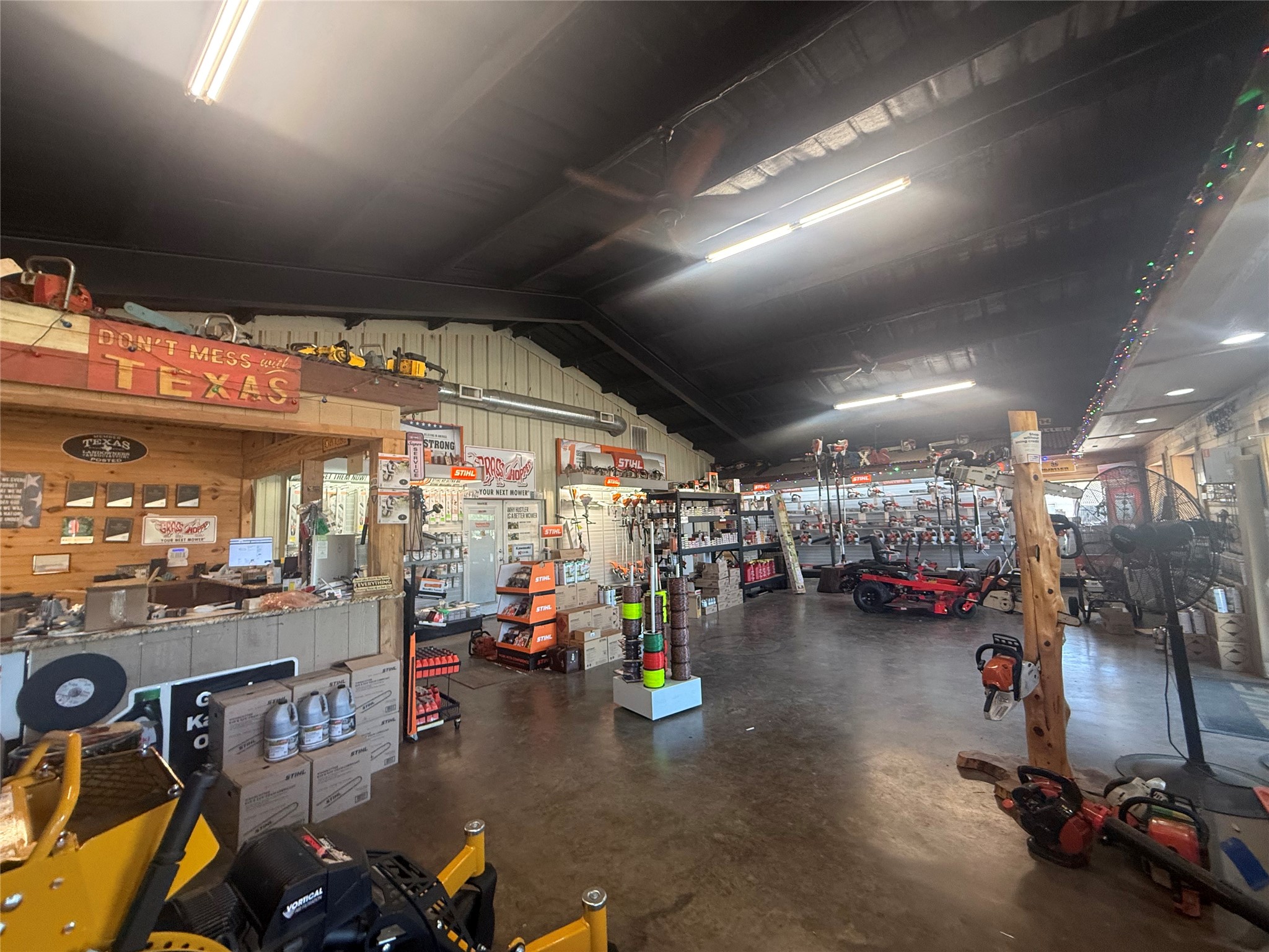 1521 N State Highway 121 Bonham TX 75418