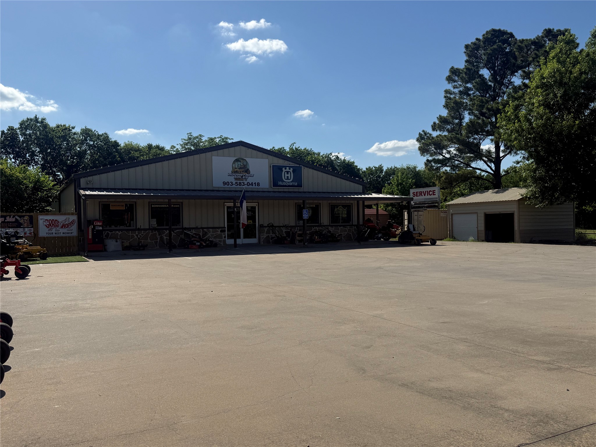 1521 N State Highway 121 Bonham TX 75418