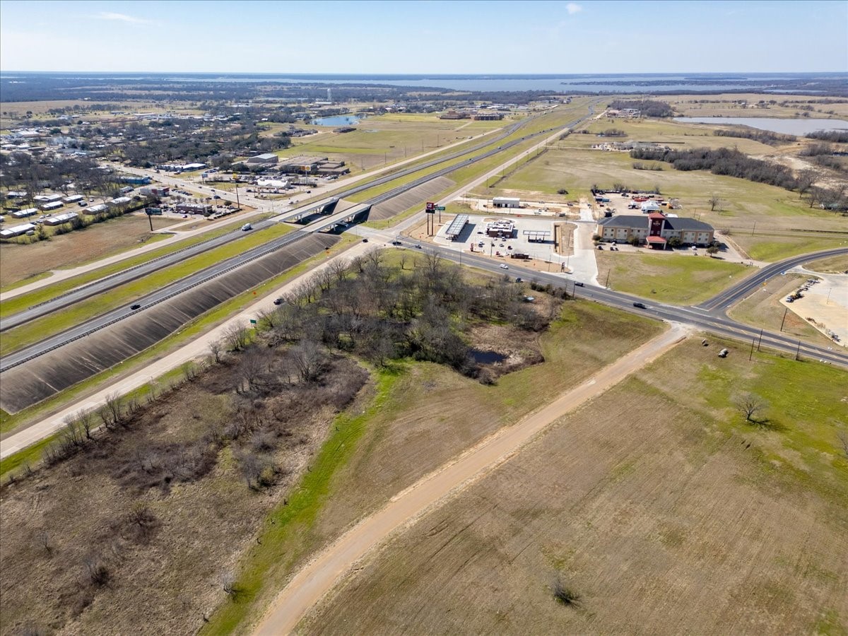 606 N 3rd Street Mabank TX 75147