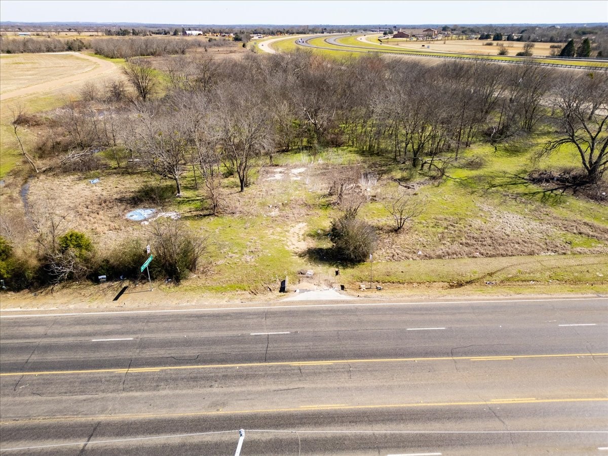606 N 3rd Street Mabank TX 75147