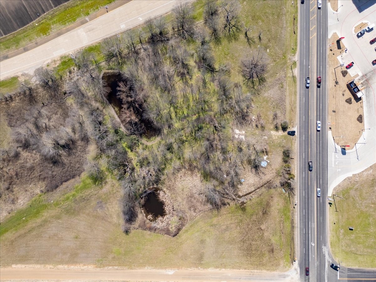606 N 3rd Street Mabank TX 75147