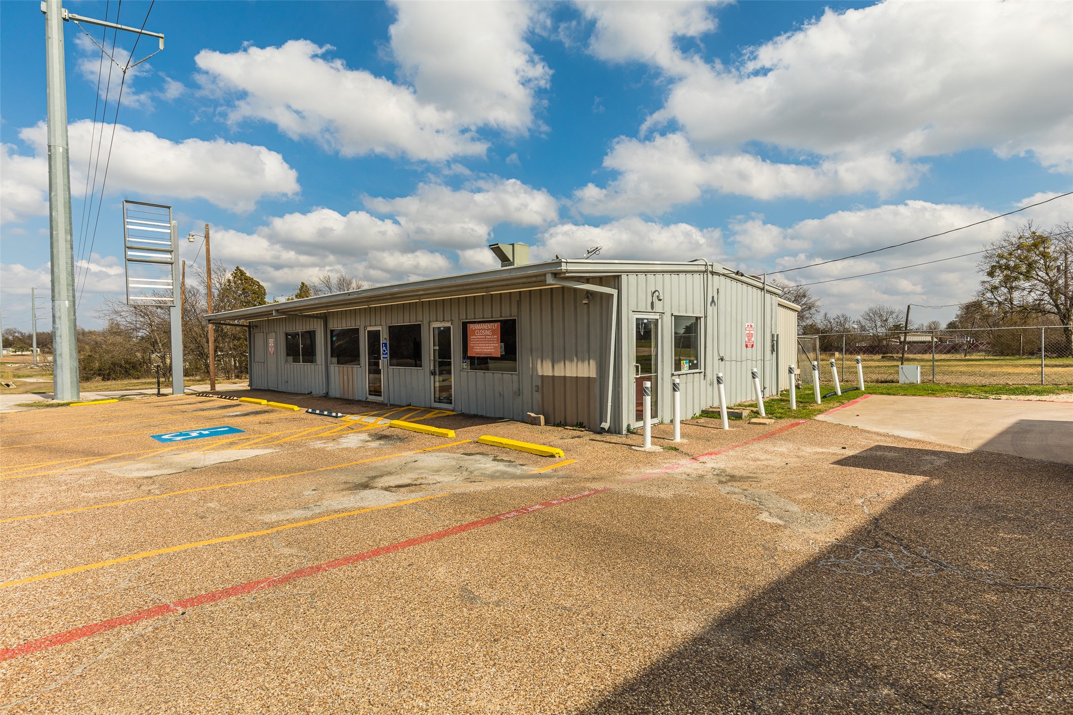 607 N Old Temple Road Hewitt TX 76643