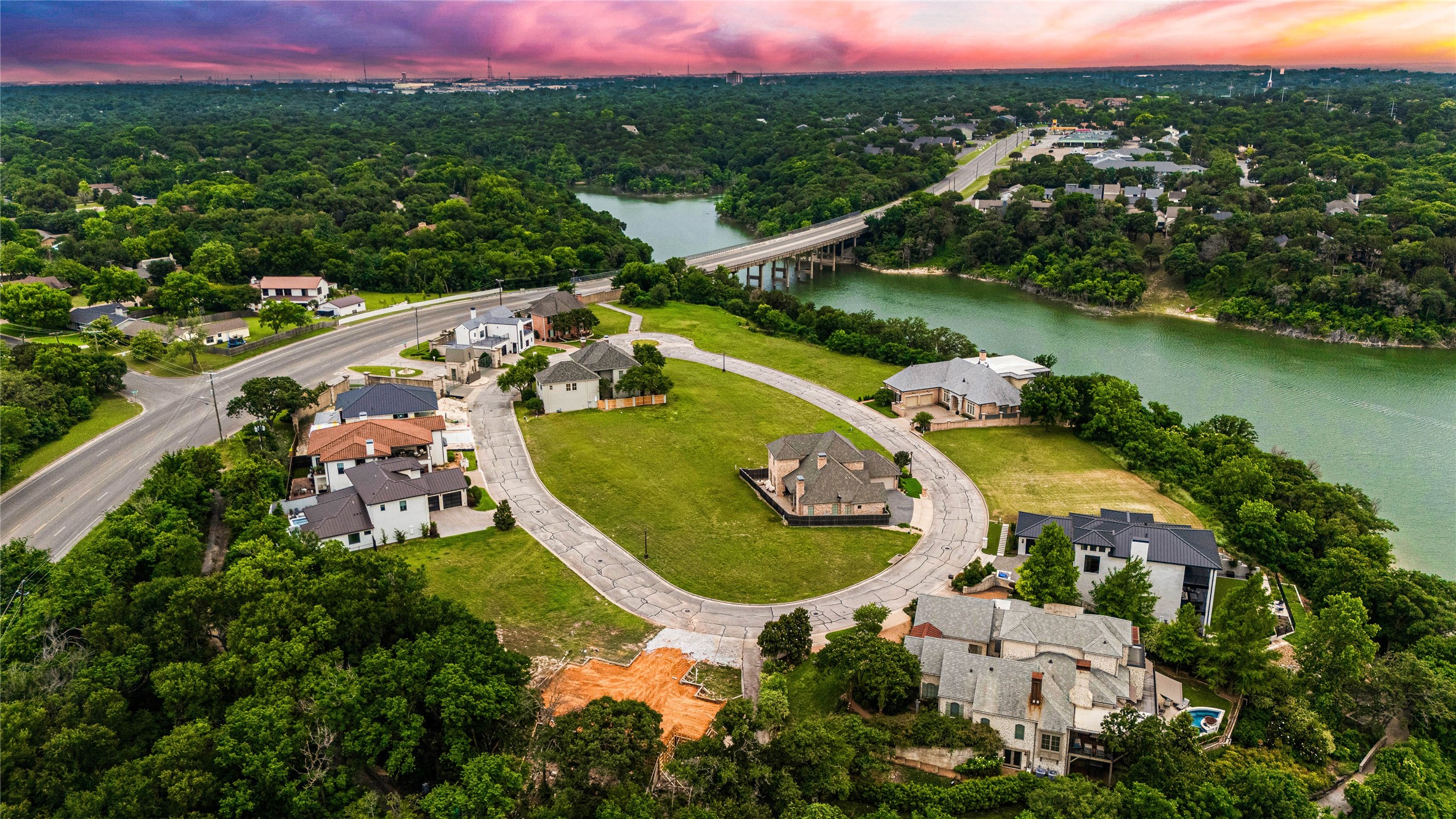 Package Deal - The Enclave Court Waco TX 76708
