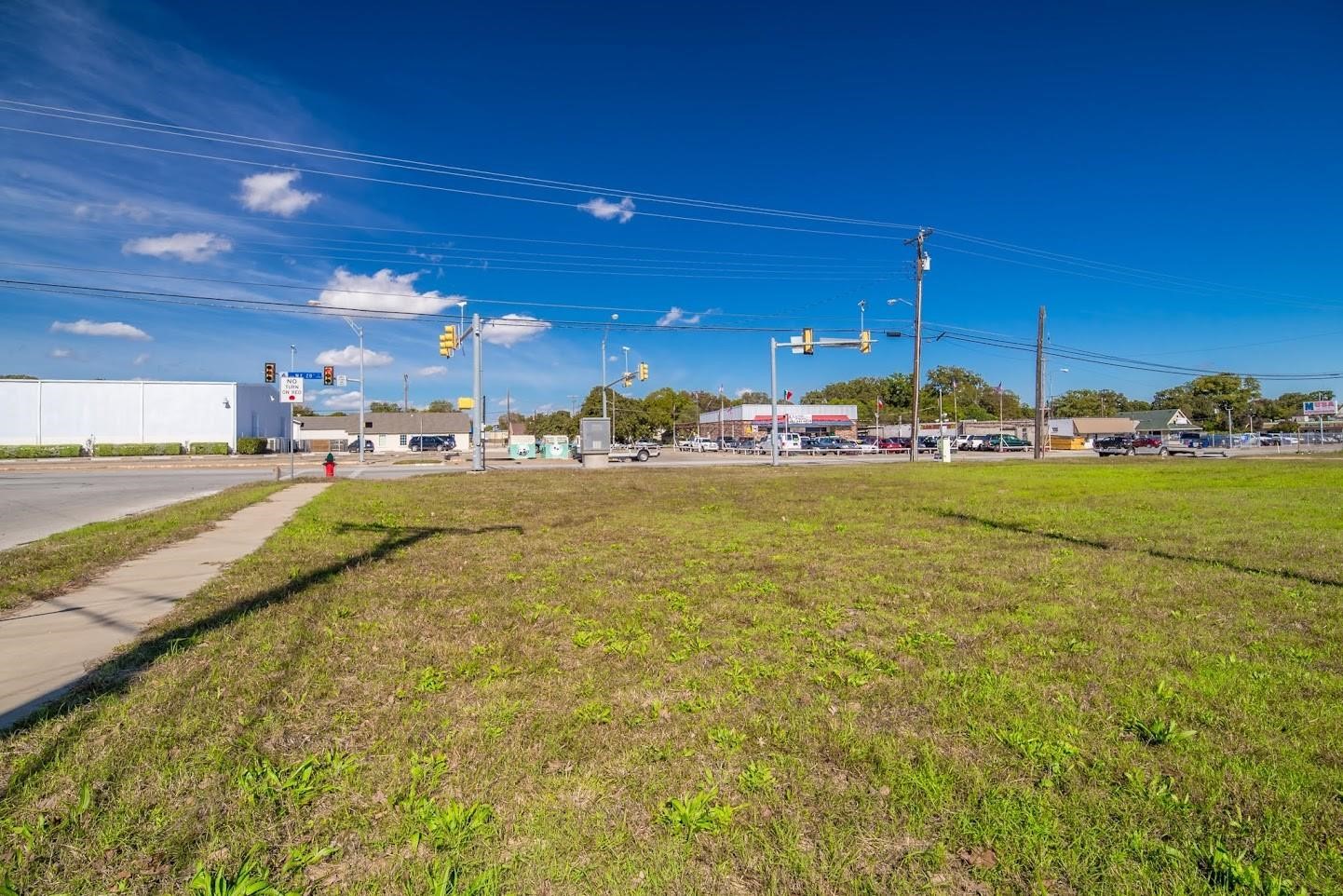 4400 28th Street NE Haltom City TX 76117