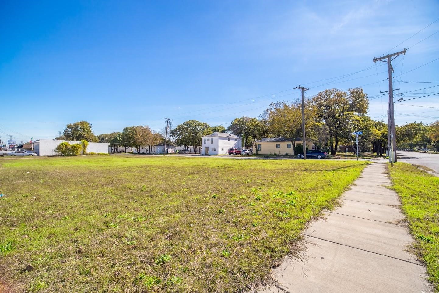 4400 28th Street NE Haltom City TX 76117