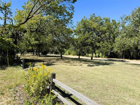 6514 S Cooper Street Arlington TX 76001