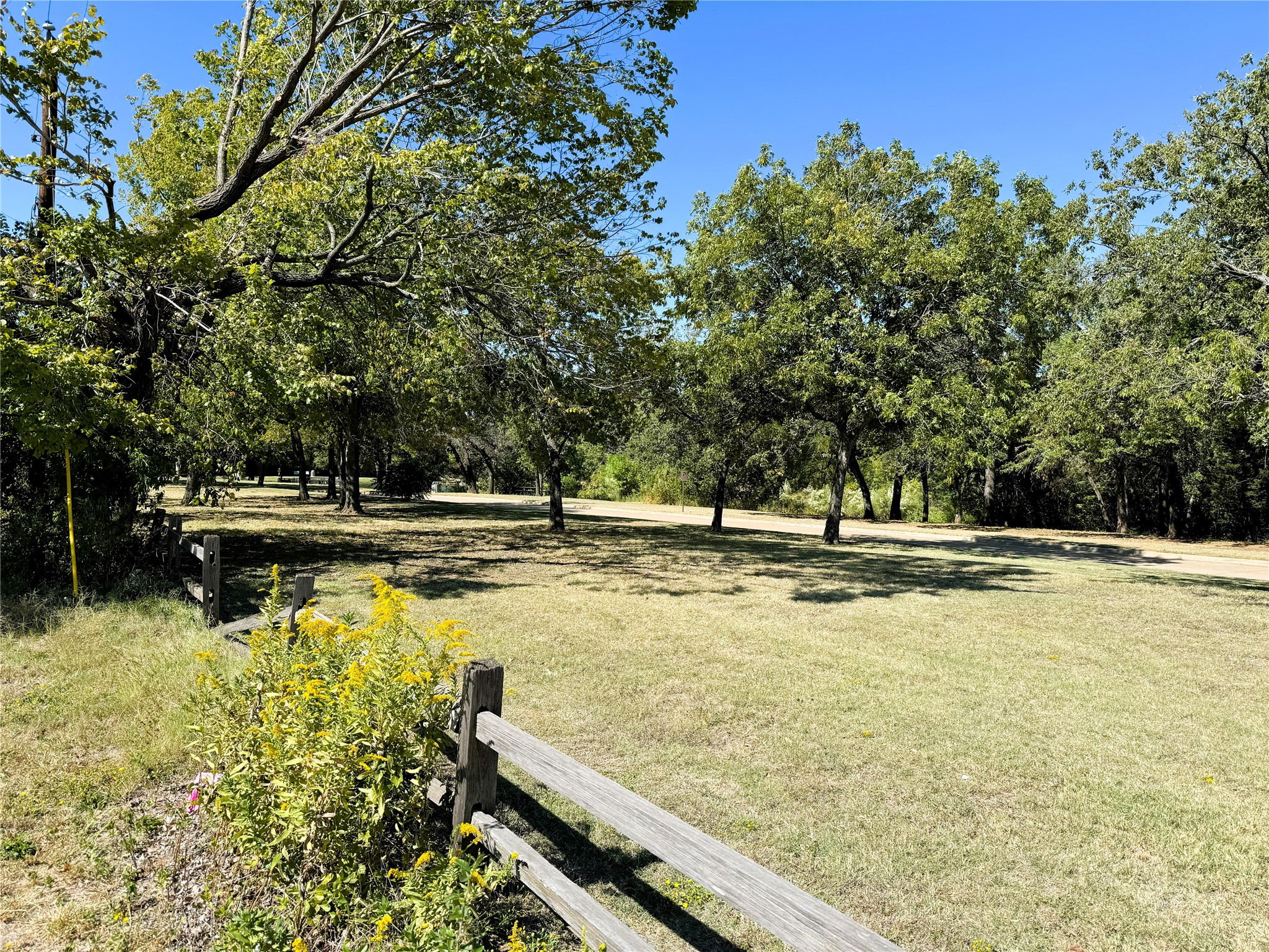 6514 S Cooper Street Arlington TX 76001